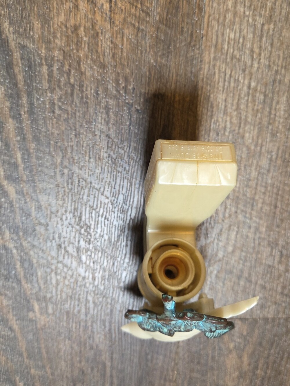 Wallflower Bird Plug In - Picture 5 of 6